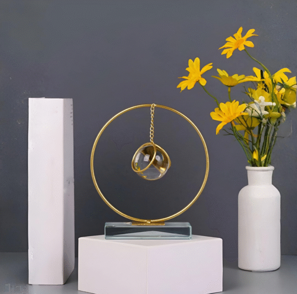 Pièce d’Artisanat – Boule de Cristal Décorative avec Support Métallique
