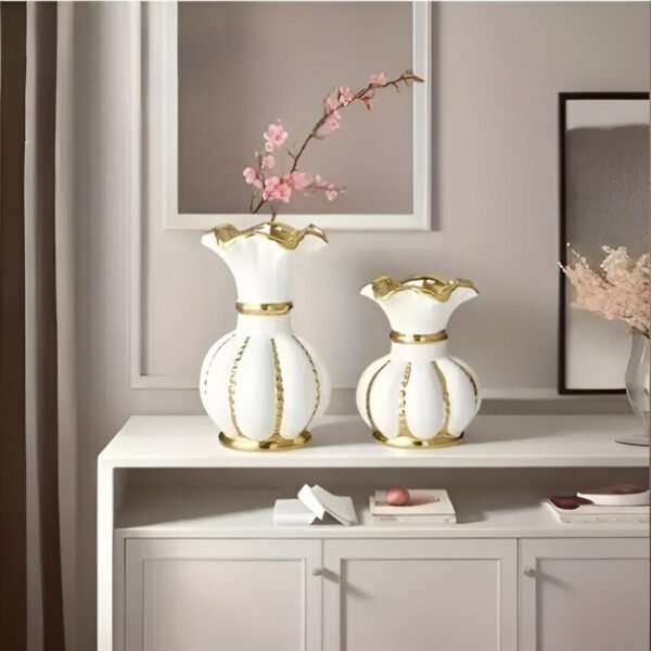 Set de 2 Vases de Luxe Blancs et Dorés – Forme Cylindrique Moderne avec Col Resserré – Image 2
