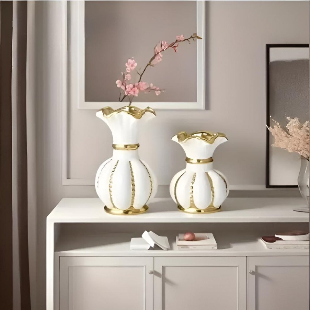 Set de 2 Vases de Luxe Blancs et Dorés – Forme Cylindrique Moderne avec Col Resserré – Image 2