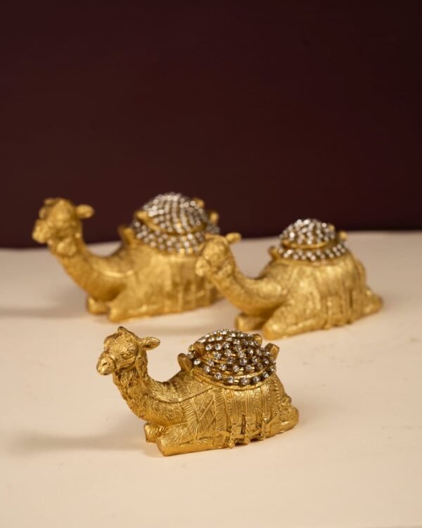 Lot de Trois Chameaux de Décoration Doré – Style Oriental Élégant – Image 2