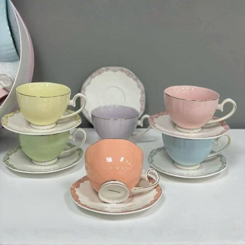 Service à Café au Lait en Porcelaine Multicolore 12 Pièces – Design Élégant Pastel avec Finition Dorée