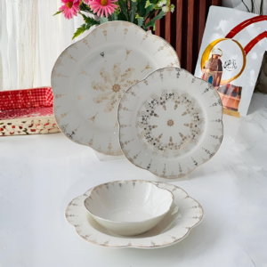 Service de Table 24 Pièces en Porcelaine fine - motif ornemental floral et arabesque