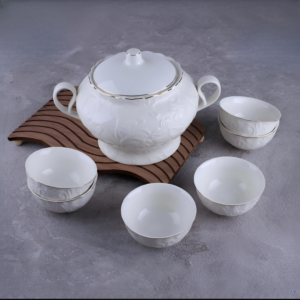 Service à soupe en céramique blanc avec lisière doré – 7 pièces avec soupière et 6 bols