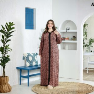 Robe Longue Fibrane Zébrures Abstraites Rose Poudré – Galon Noir | R09