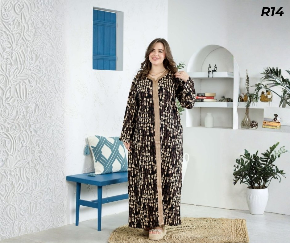 Robe Longue Fibrane Paisley Oriental Fond Noir et Doré – Galon Or Tressé | R14