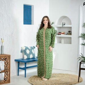 Robe Longue Fibrane Triangles Géométriques Vert et Beige – Galon Caramel | R16