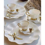 Service à Café 32 Pièces en Porcelaine – Détails Fleur Dorée – Image 4