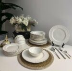 Service de Table AFGHANI 24 Pièces en Porcelaine – Bordure Dorée