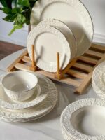 Service de Table AFGHANI 24 Pièces en Porcelaine – Bordure Dorée – Image 4