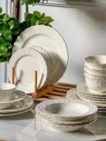 Service de Table AFGHANI 24 Pièces en Porcelaine – Bordure Dorée – Image 3