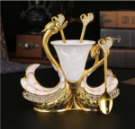Ensemble de Cuillères sur Pied en Forme de Cygne – 6 Cuillères avec Support Doré Élégant – Image 2