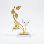 Sculpture Papillon Doré & Sphère Cristal | Déco Luxe