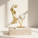 Sculpture Papillon Doré & Sphère Cristal | Déco Luxe – Image 2