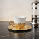 Service à Café de Luxe en Porcelaine et Métal Doré – Aura Collection Élite – Image 2